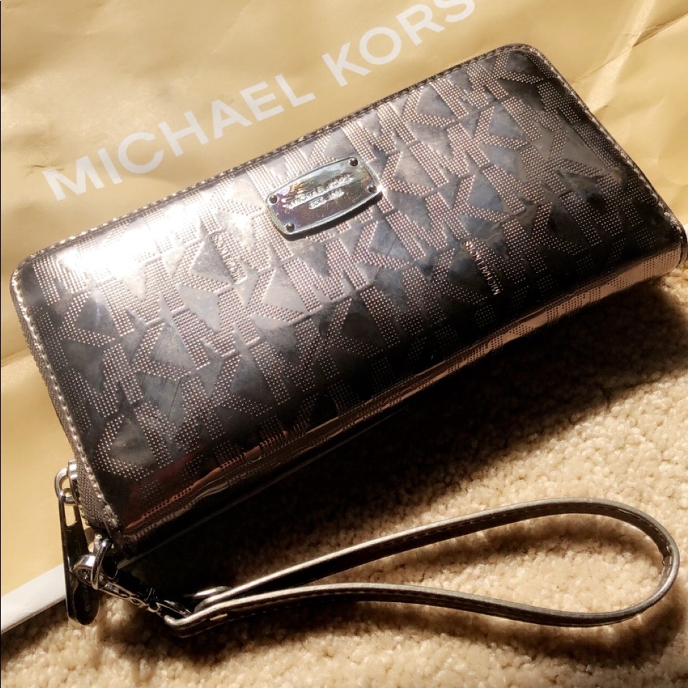 Authentic Michael Kors metallic wallet